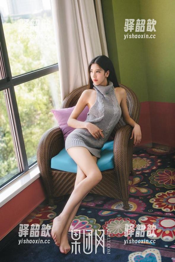 GIRLT果团网-龚玥菲 GIRLT果团网 - 从头到脚,见证龚玥菲的夏日魅力,套图更新全记录!
