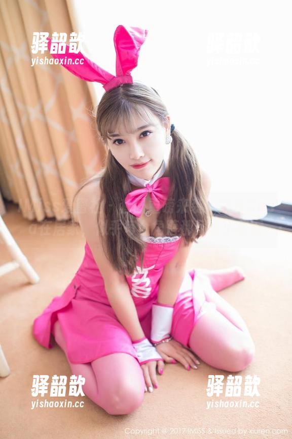 IMiss爱蜜社-莎莎Sasa IMiss爱蜜社 - 套图重磅来袭:莎莎Sasa在居家,似乎每个角落都藏着小秘密