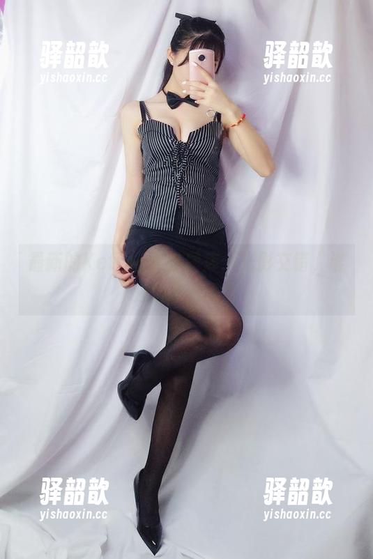 Kettoe 最新的Kettoe女孩图库:光影交错,谁还能不心动?