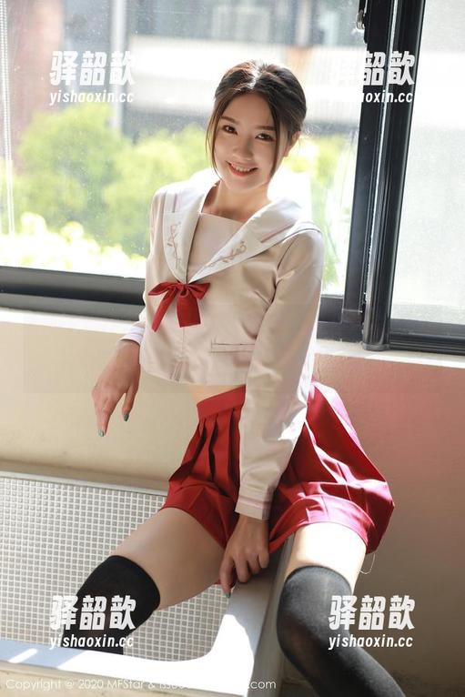 MFStar模范学院-宅兔兔 MFStar模范学院 - 美图大挑战!宅兔兔化身花嫁,带你感受不一样的浪漫!