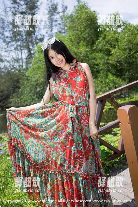 TGOD推女神-程彤颜 TGOD推女神 - 最新写真:程彤颜在苏梅岛的“私人订制”,风光无限好,就是我心跳加速!
