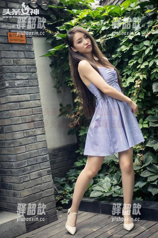 TouTiao头条女神-曲佑熙 TouTiao头条女神 - 别再吃草莓了!曲佑熙的少女私房图集比草莓还甜!