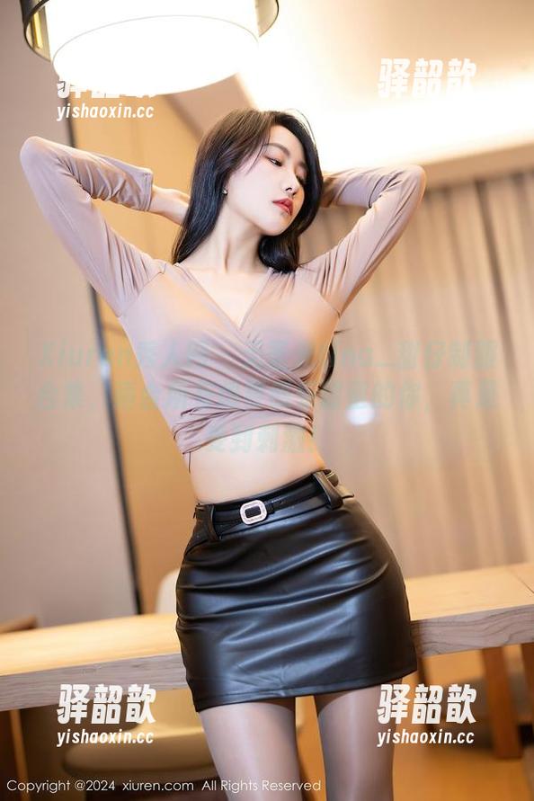 Xiuren秀人网-tina_甜仔 Xiuren秀人网 - 无圣光tina_甜仔制服合集,适合所有想要感受甜蜜的你,真是受到刺激!