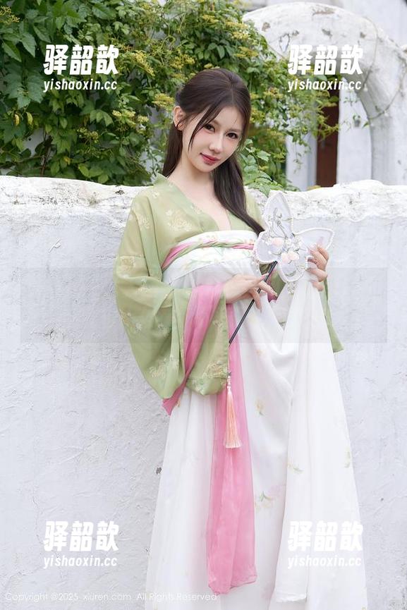 Xiuren秀人网-是小逗逗 Xiuren秀人网 - 是小逗逗和服的图库里藏着什么?你下载了就知道!