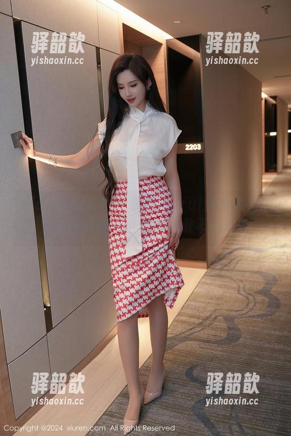 Xiuren秀人网 - 瑞瑞ruirui女友作品：探秘她的福利世界，谁敢不心动？