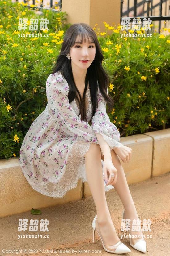 YouMi尤蜜荟 - 最新资源出炉！朱可儿学妹，幽默与美貌的完美结合！