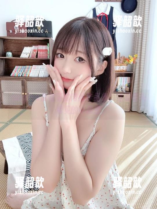 nagisa魔物喵 nagisa魔物喵的肉丝作品集:透过镜头看见的小秘密