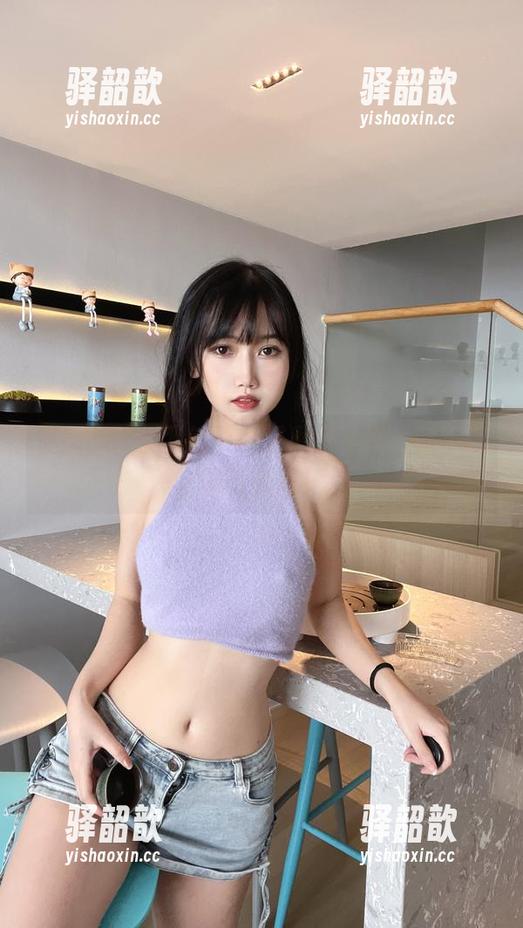 体操服映射下的不呆猫私房美图，想不被吸引都难！