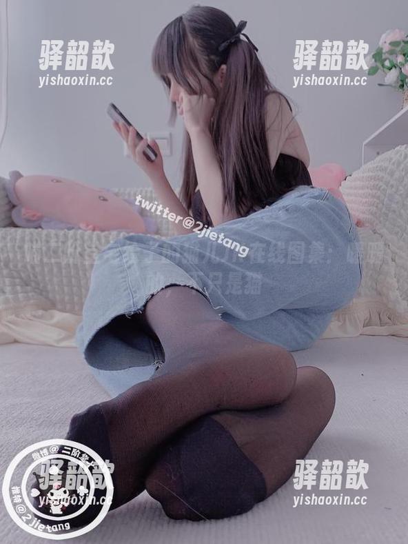 二阶堂宅绘子 喵二阶堂宅绘子的猫儿JK在线图集:暖暖的,不只是猫