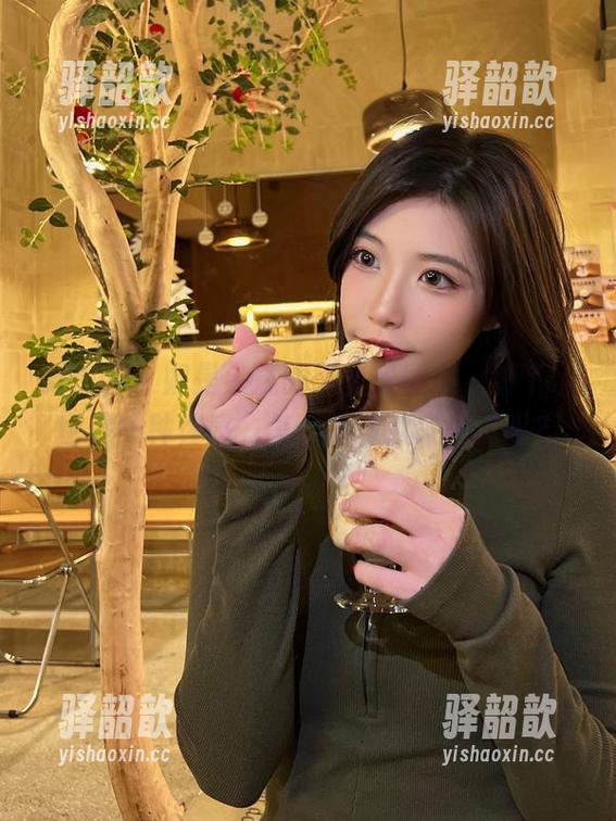 微密圈 - 妮是老虎的无圣光图集，脚丫丫也是一种性感，怎么就没从来想过呢？