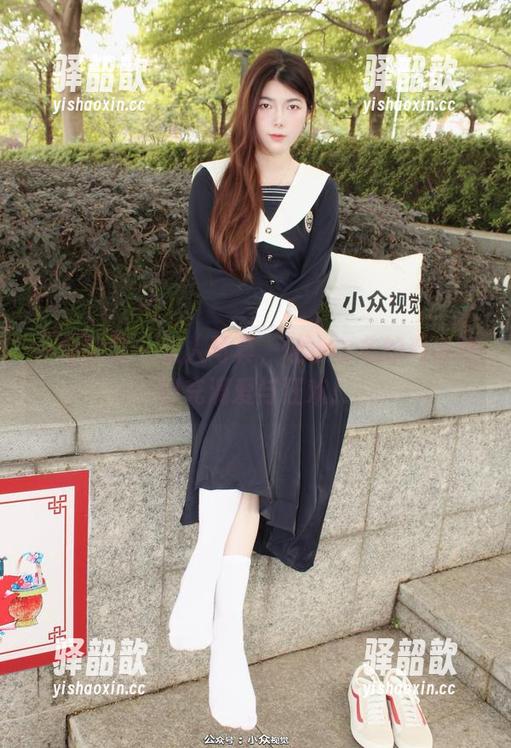 小众视觉-小薯条 小众视觉 - 双人写真,让小薯条的高清瞬间充满爱与狂欢!