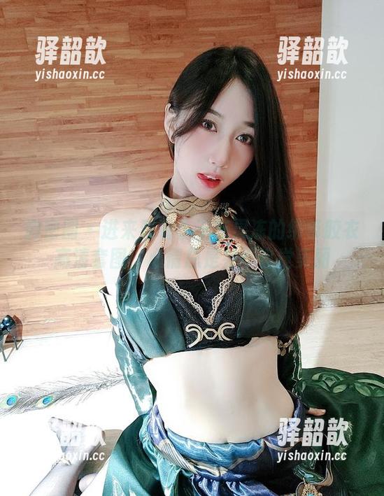 微密圈 - 进来看看小玉吃果冻的绑带胶衣高清套图，心情总是会不自觉美丽