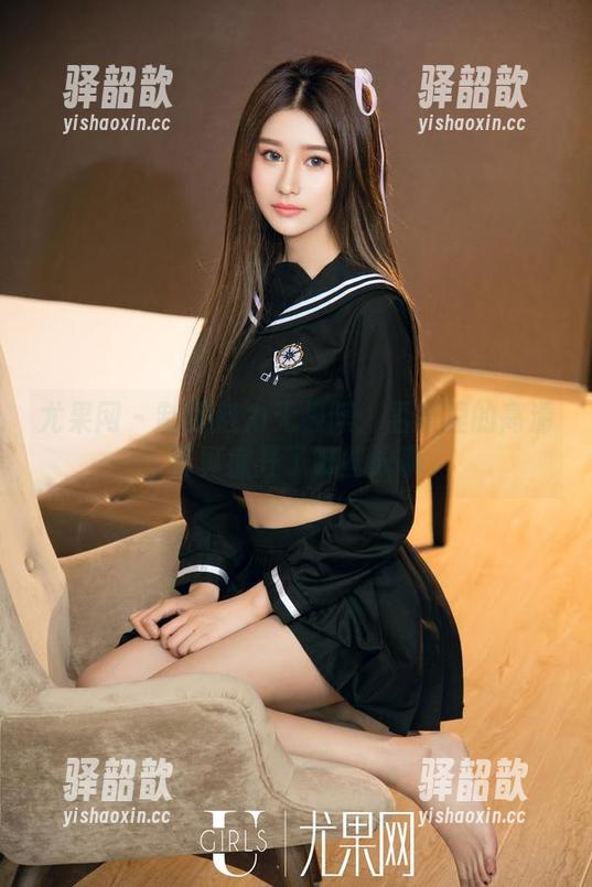 尤果网-孟狐狸 尤果网 - 制服魅力无极限:孟狐狸的高清写真掀开了哪些故事