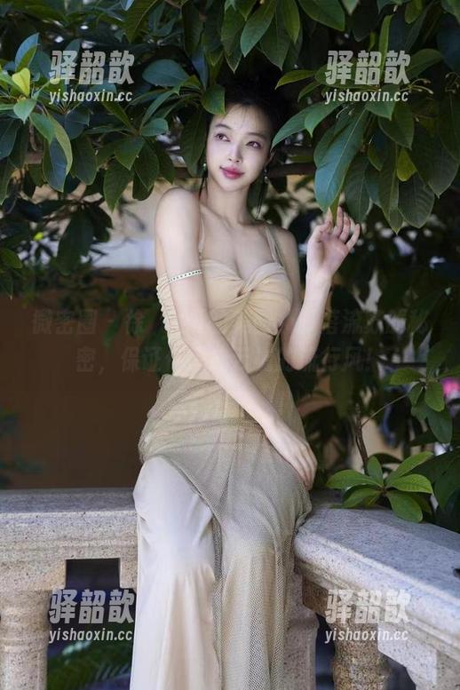 微密圈 - 徐珺大哥的美图，部落流苏的秘密，保证你想成云端的流行风！