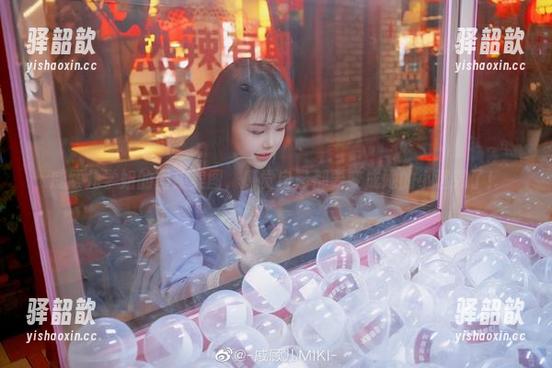 戚顾儿 戚顾儿学姐的图集美图,感觉自己都要变成她的小迷弟了!