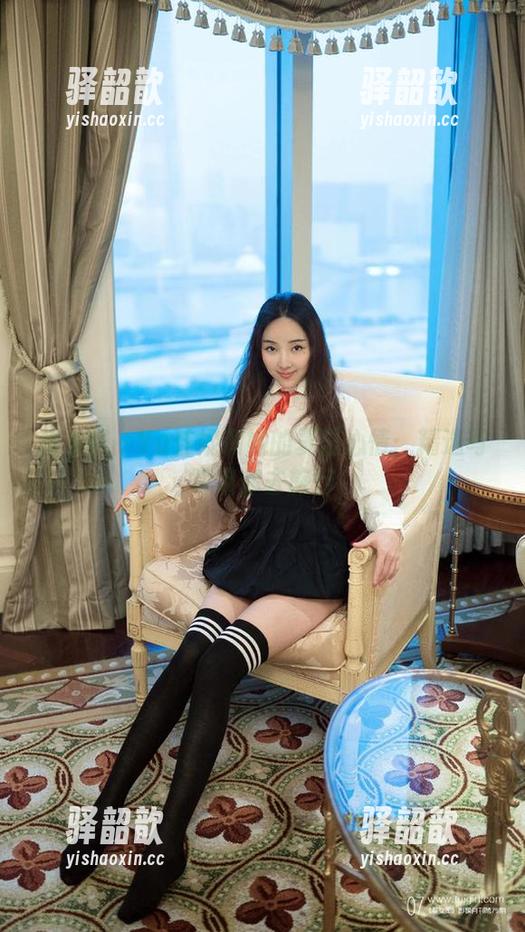 推女郎-Yu佳妮 推女郎 - Yu佳妮和她的夏日心情:精选写真带你去旅行
