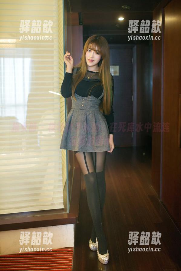 推女郎-模特林夕 推女郎 - 模特林夕私拍:在死库水中流连忘返的瞬间