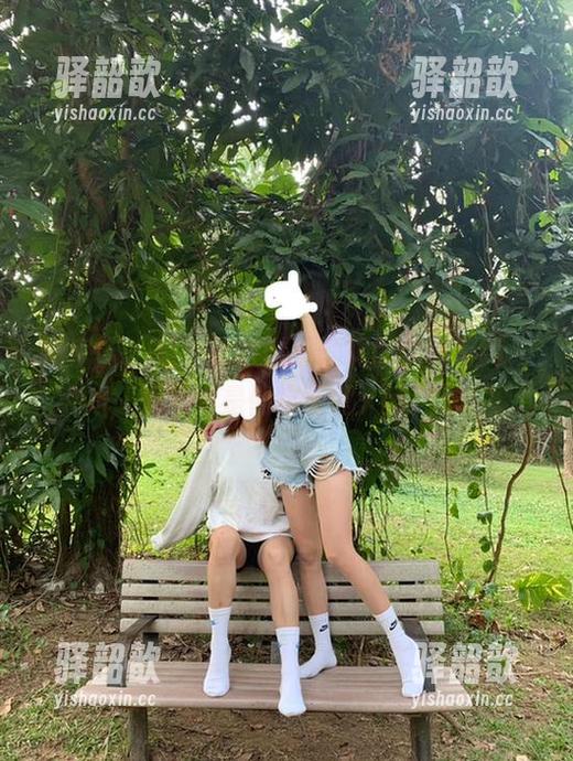 微密圈 - 看！无敌哒小姨妈的全套写真，姐姐也是情绪管理大师！