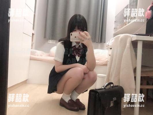 是一只废喵了 是一只废喵了万圣节作品集:那些“冷艳”的精选,让人心跳加速