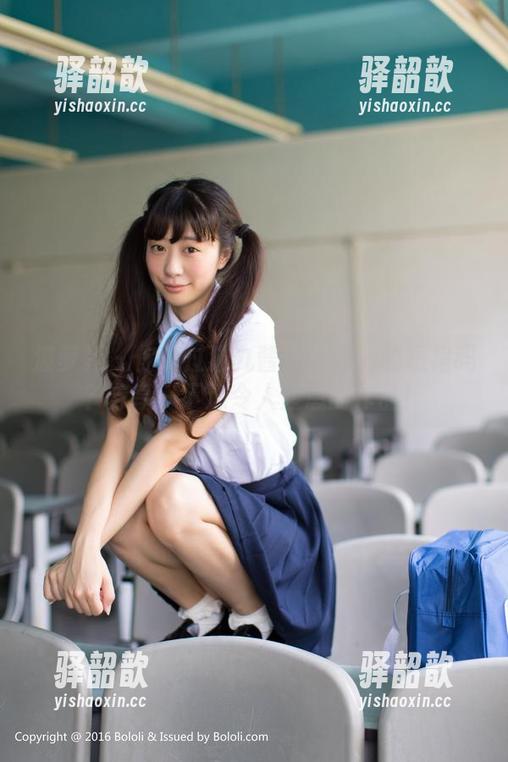 波萝社-猫九酱Sakura 波萝社 - 你见过猫九酱Sakura的短裙吗?分享一下这令人窒息的作品!
