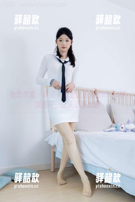 物恋传媒-elise 物恋传媒 - 真实不过是无圣光的elise制服原图,让人直面心跳