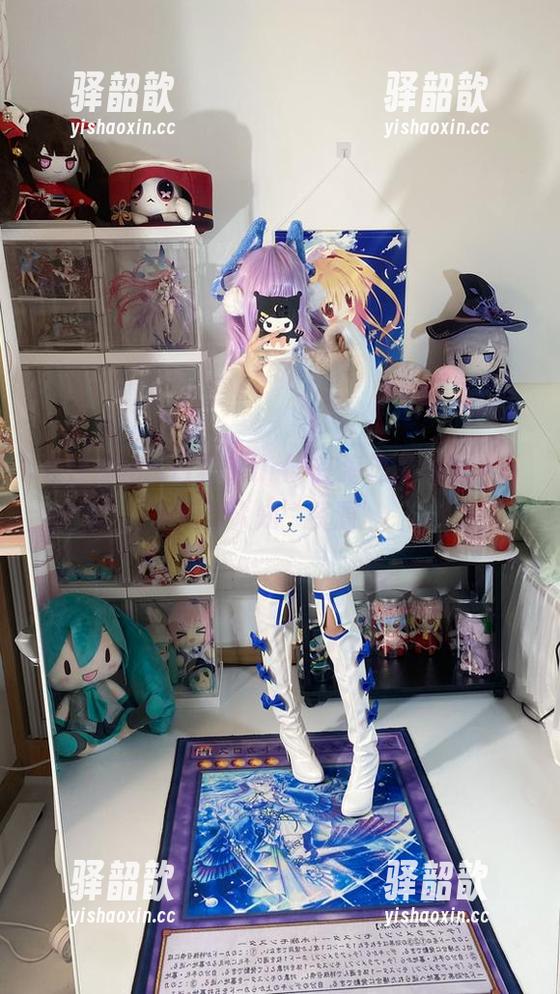 白栎Shirly 在线探秘:白栎Shirly在海边留下的‘不为人知’资源