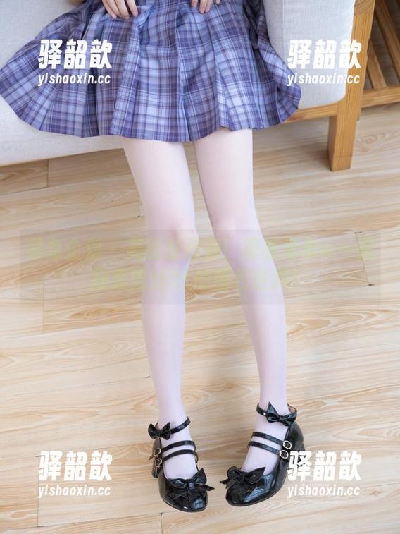 紧急企划-见希w 紧急企划 - 美图时间到!跟着见希w一起探索肉丝OL的图包世界!