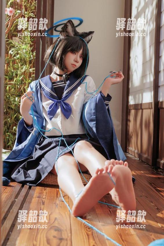 找不到更好的资本？下载纸悦Etsu_ko的美脚，免费体验奢华！