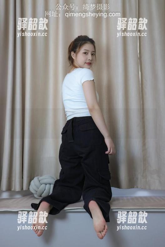绮梦摄影-小关 绮梦摄影 - 小关的连衣裙在线图集:透视了什么呢?只想说太好看了!