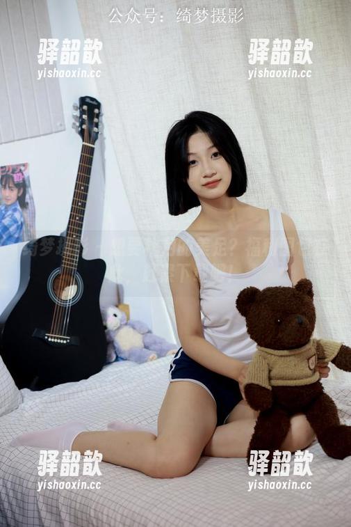 绮梦摄影-秋月 绮梦摄影 - 想要秋月的美足?福利图包在此,赶紧下载吧!