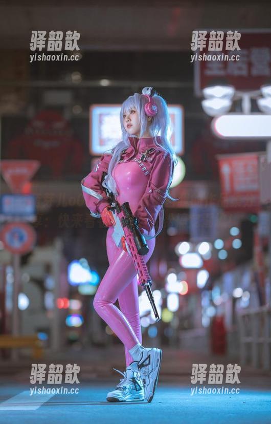 萌芽儿o0 在萌芽儿o0的套装里丢失自我的作品集分享:快来看看她怎么轻松搞定潮流!