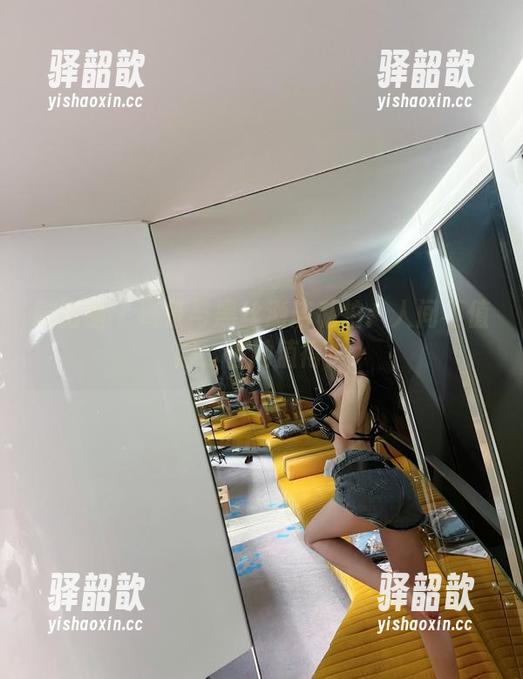 葛征 微密圈 - 葛征与黑丝酒店私拍:人间不值得,但她值得!