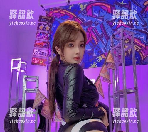 雯妹不讲道理 万圣节不只吃糖,雯妹不讲道理的超级豪华cos,高清秒杀整个朋友圈!